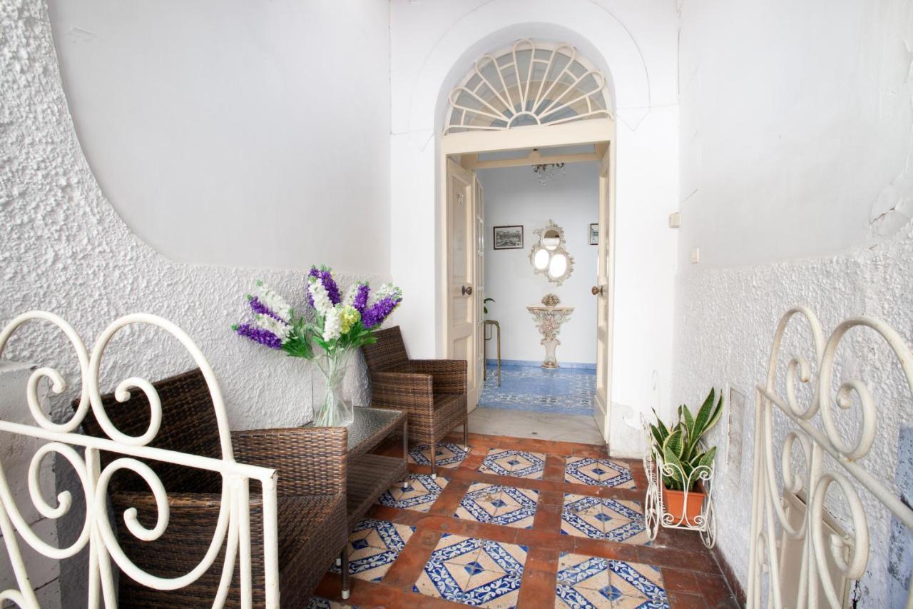 Piazza Tasso B&B Relais Соренто Екстериор снимка
