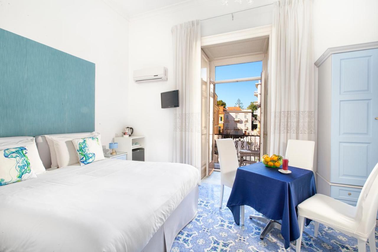 Piazza Tasso B&B Relais Соренто Екстериор снимка