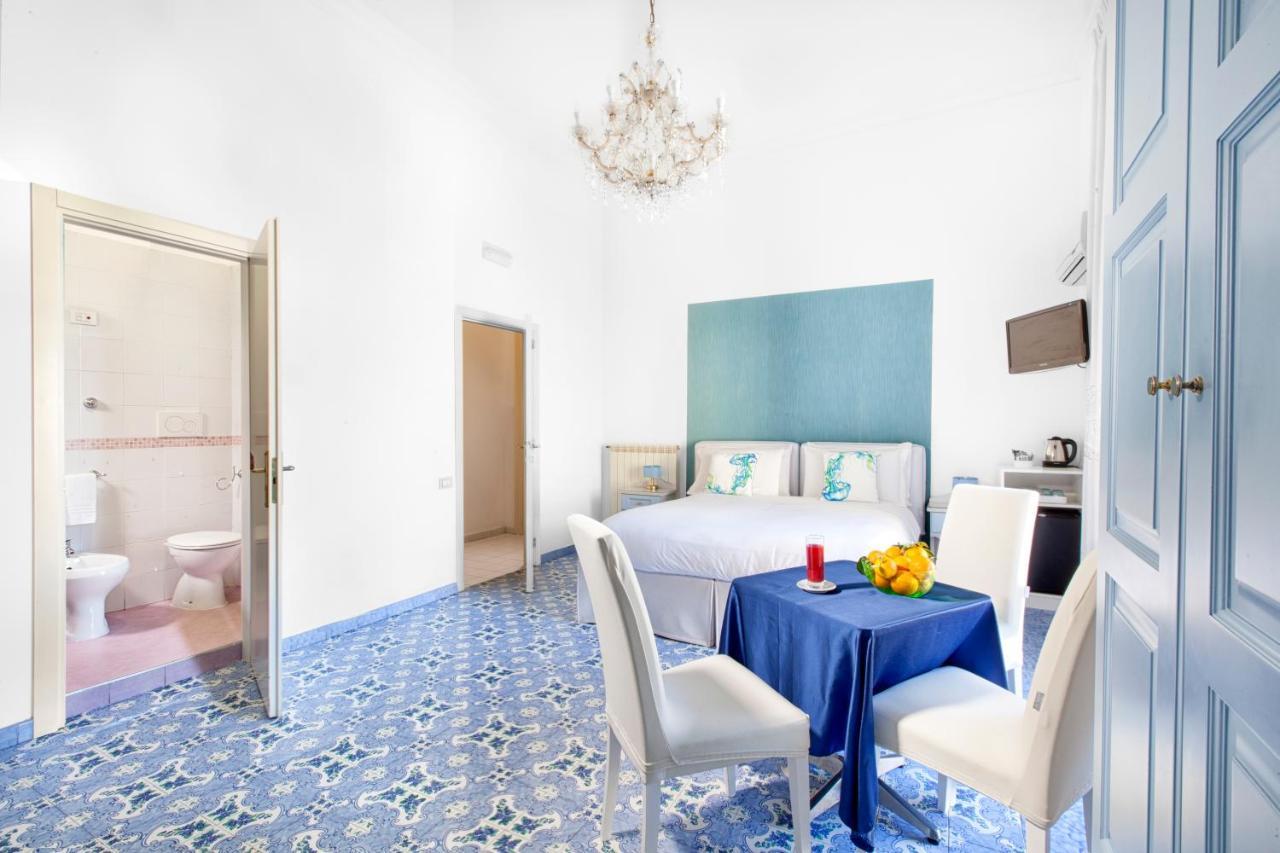 Piazza Tasso B&B Relais Соренто Екстериор снимка