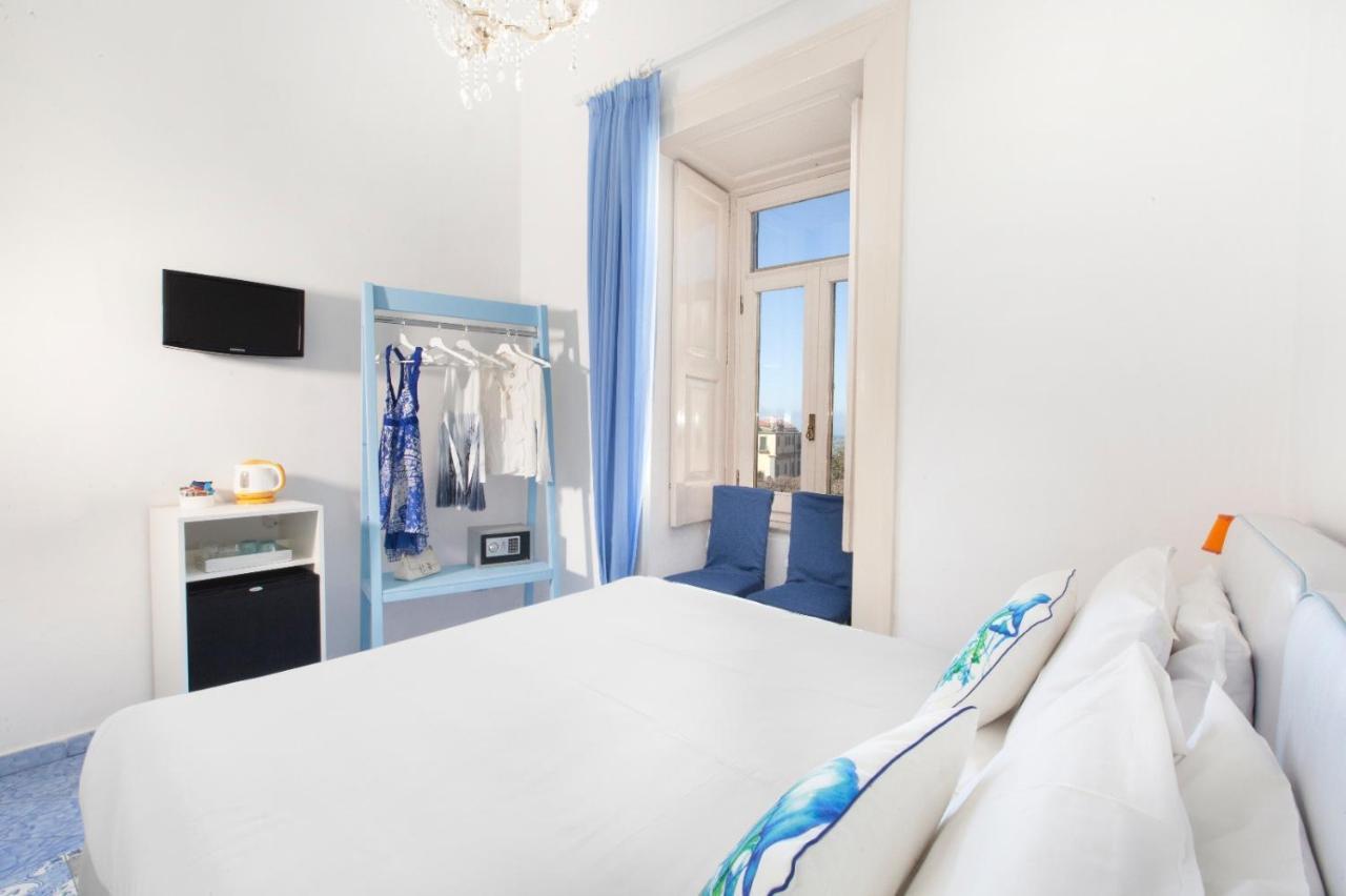 Piazza Tasso B&B Relais Соренто Екстериор снимка