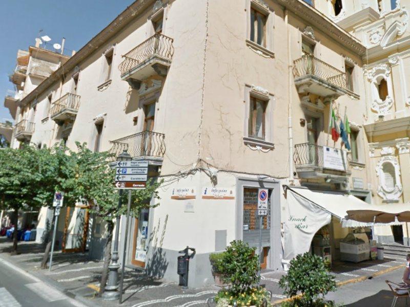 Piazza Tasso B&B Relais Соренто Екстериор снимка