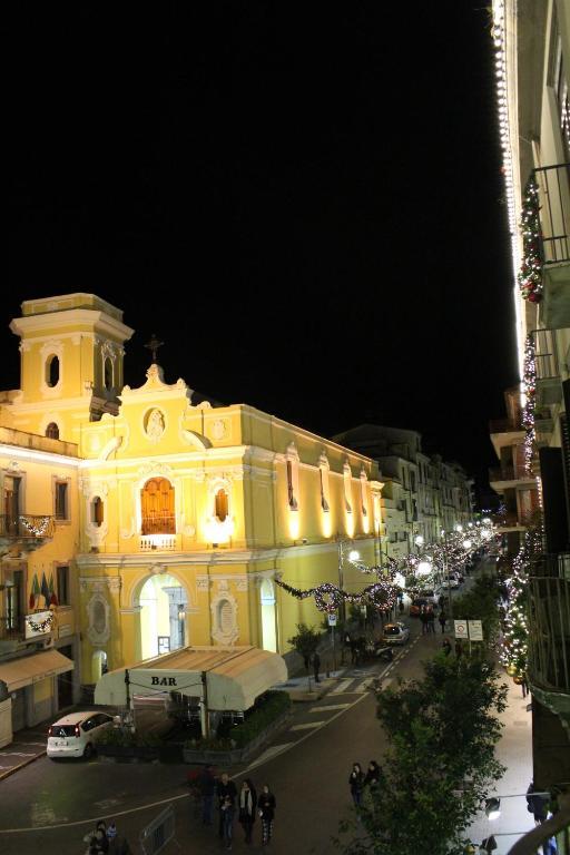 Piazza Tasso B&B Relais Соренто Стая снимка