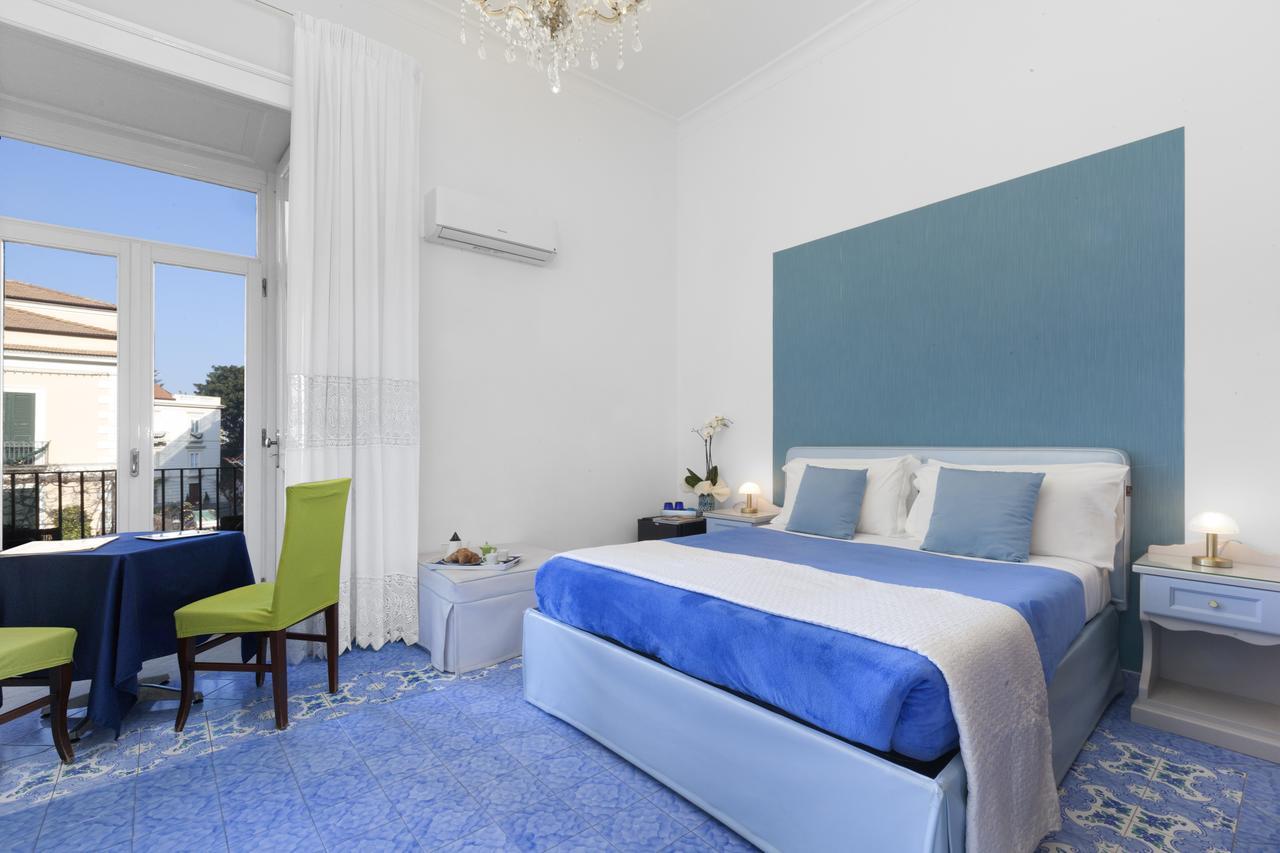 Piazza Tasso B&B Relais Соренто Екстериор снимка