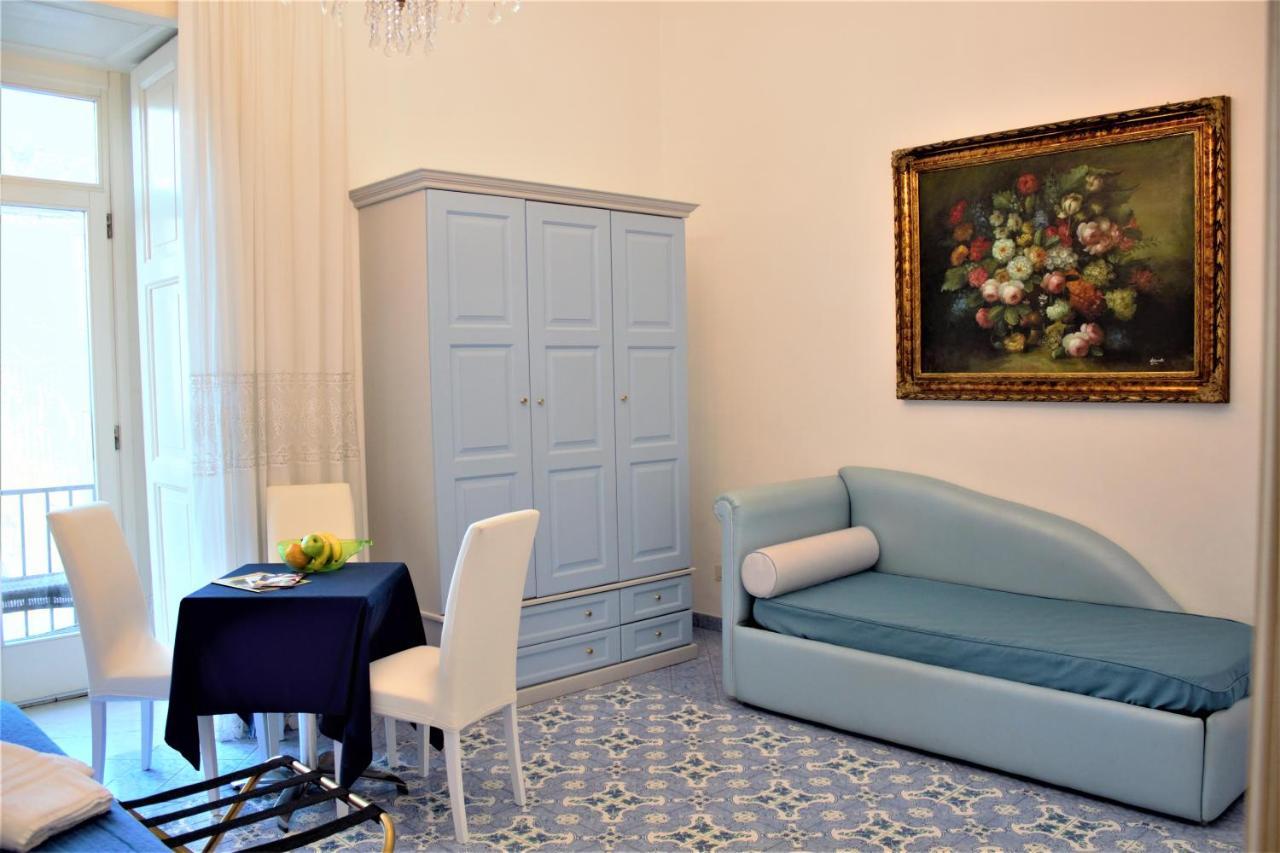 Piazza Tasso B&B Relais Соренто Екстериор снимка